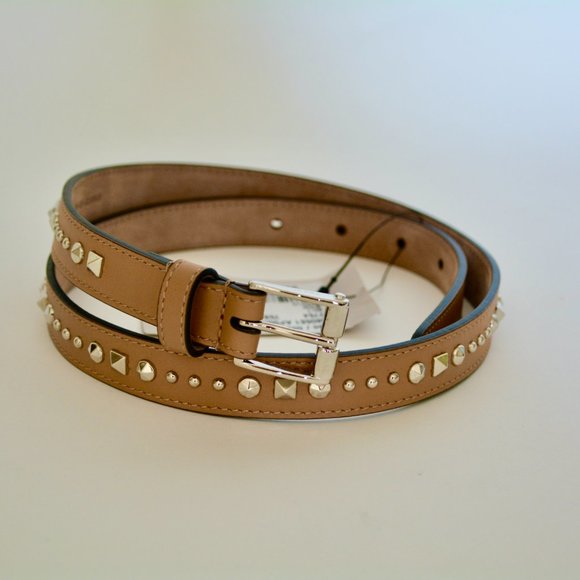 NWT GUCCI LEATHER STUDDED SKINNY BELT - Picture 1 of 6